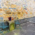 Charming House With Shared Pool In Porto De Mos. Σπίτι διακοπών Porto de Mós