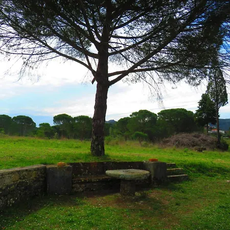 Сasa de vacaciones Charming House In With View