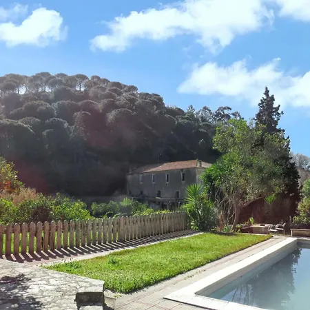 Charming House With Shared Pool In Porto De Mos. Vakantiehuis