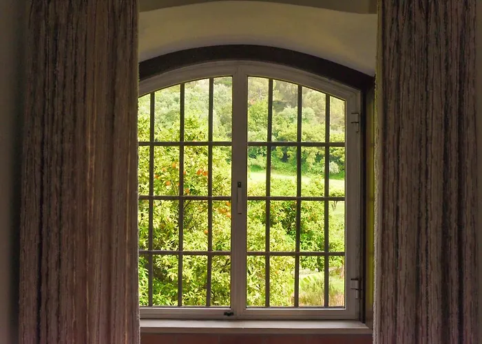 Дом отдыха Charming House With Shared Pool In Porto De Mos. Порту-ди-Мош